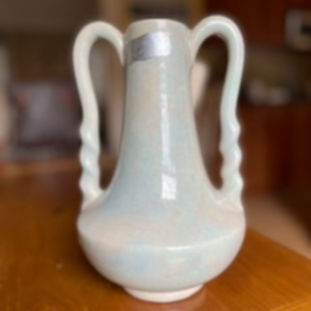 Vintage  Gonder Pottery 2 Handle Urn Vase